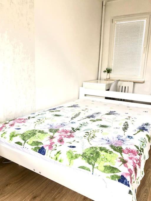 Apartament Miejskie Mieszkanie Warszawa Zewnętrze zdjęcie