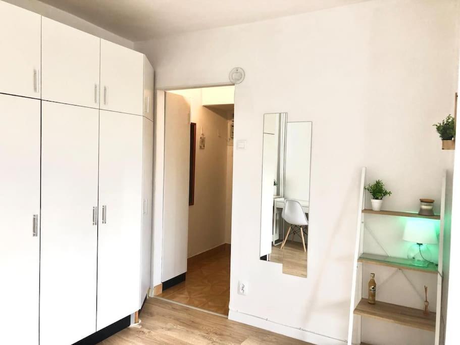 Apartament Miejskie Mieszkanie Warszawa Zewnętrze zdjęcie