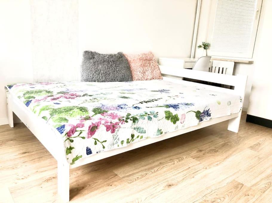 Apartament Miejskie Mieszkanie Warszawa Zewnętrze zdjęcie