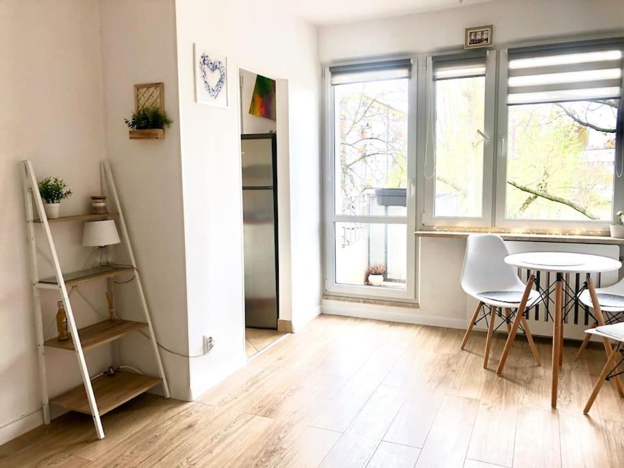 Apartament Miejskie Mieszkanie Warszawa Zewnętrze zdjęcie